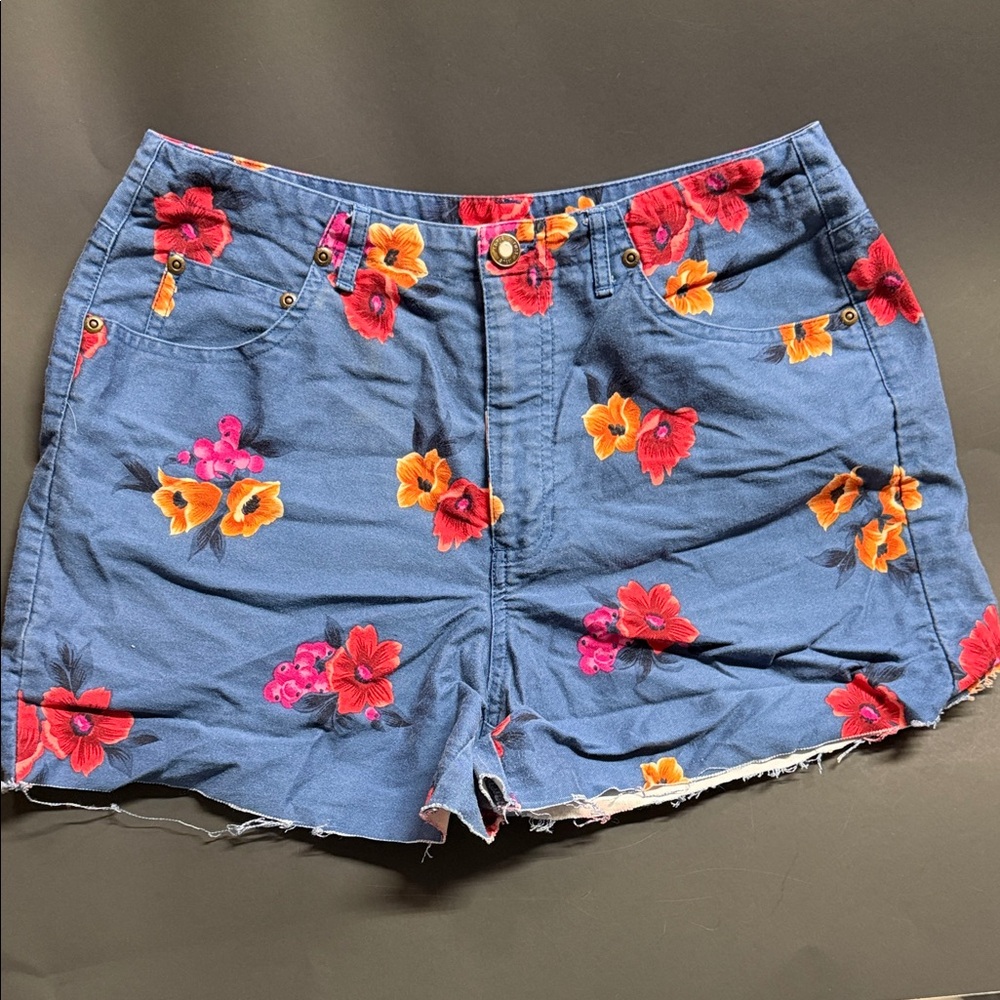 Claiborne Blue Floral Jean Shorts